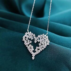 Elegant 925 Silver Heart Pendant Necklace with Zircon